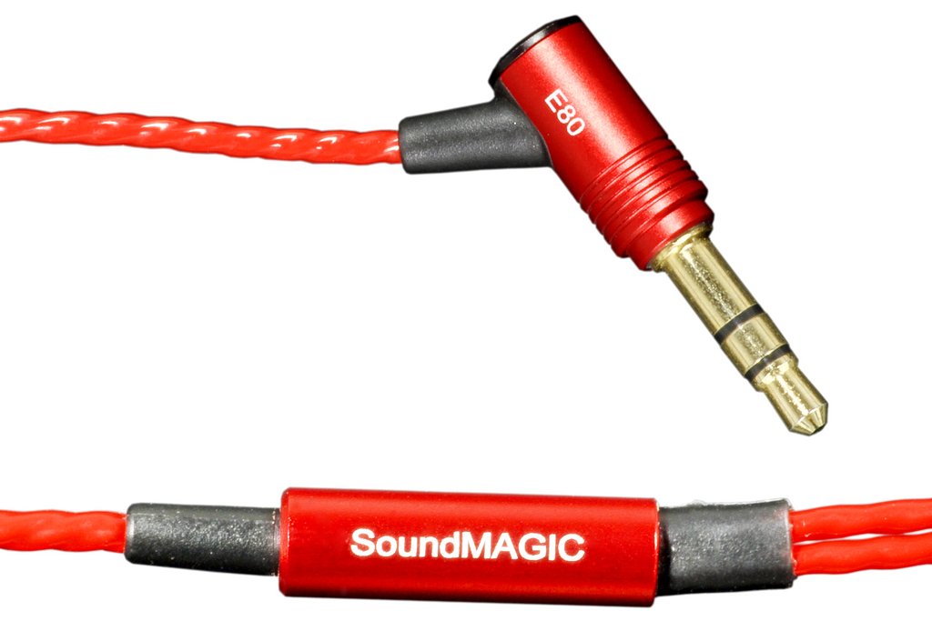 SoundMAGIC E80
