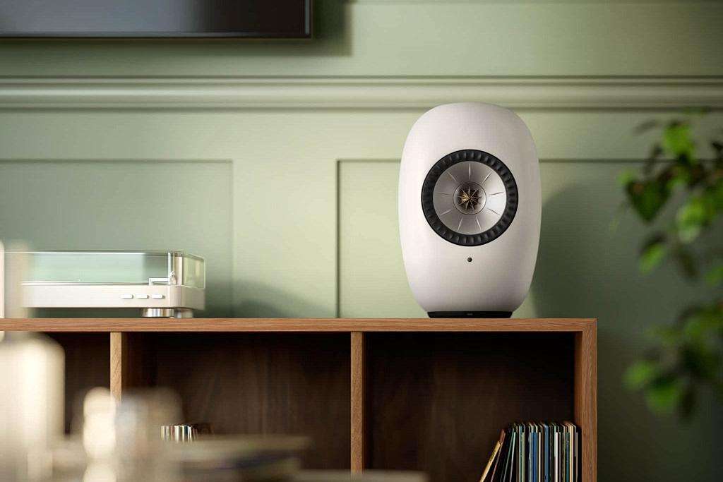 Ross Lovegrove wraca do gry z pięknymi monitorami aktywnymi - KEF LS Luxe