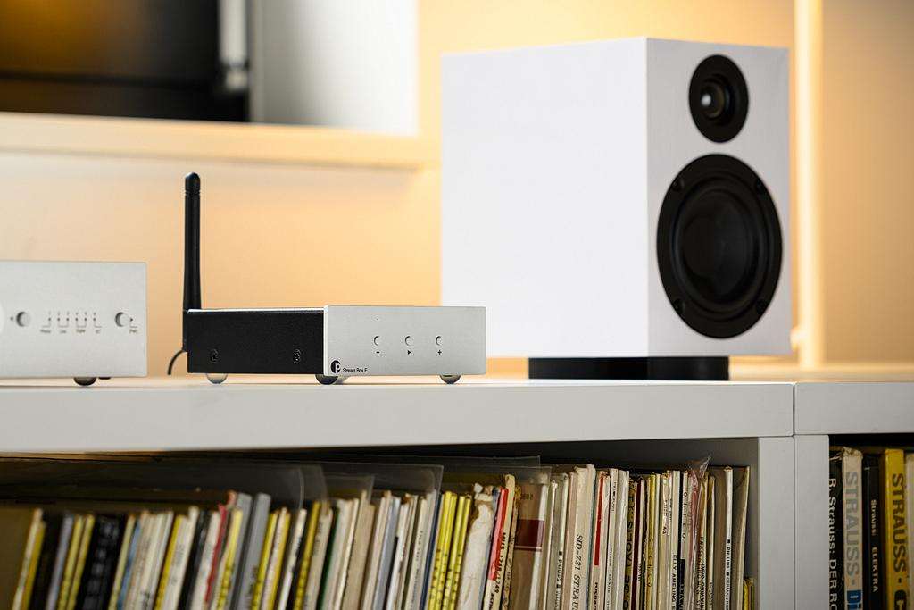Niedrogi streamer z funkcją przedwzmacniacza - Pro-Ject Stream Box E